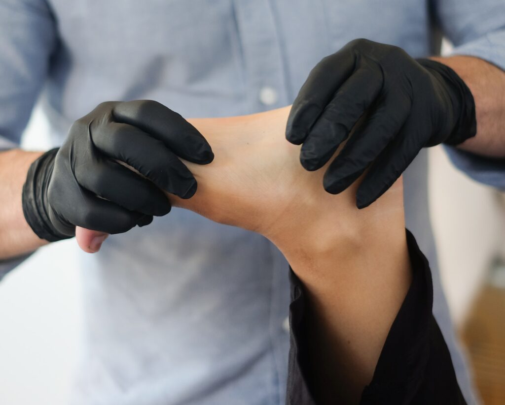 foot, human spine, orthopedist, ankle, doctor, pain, care, patient, expertise, medical clinic, physical injury, physical therapy