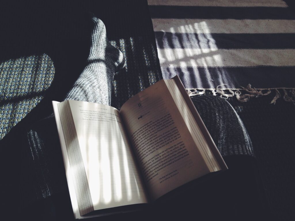 book images & pictures, HD grey wallpapers, people images, read, leg, shadow, feet, sunlight, open, socks, cozy, floor, stockings, wool stockings, contrast, cold, reading, legs